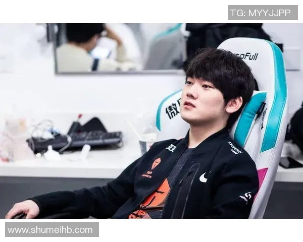 和平精英焦点EDG团队在竞技赛场中的耐力与策略探讨分析实时新闻